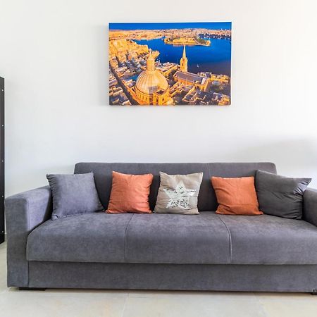 Brand New Apartment 3Bdr 2 Bth H7 St. Paul's Bay Ngoại thất bức ảnh
