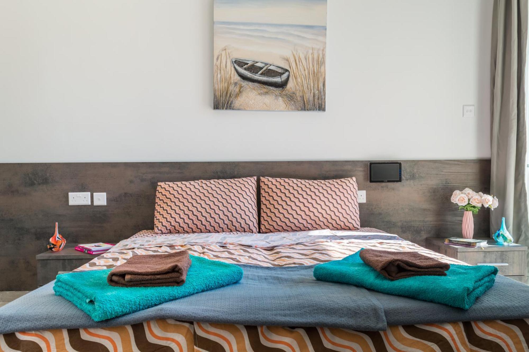 Brand New Apartment 3Bdr 2 Bth H7 St. Paul's Bay Ngoại thất bức ảnh