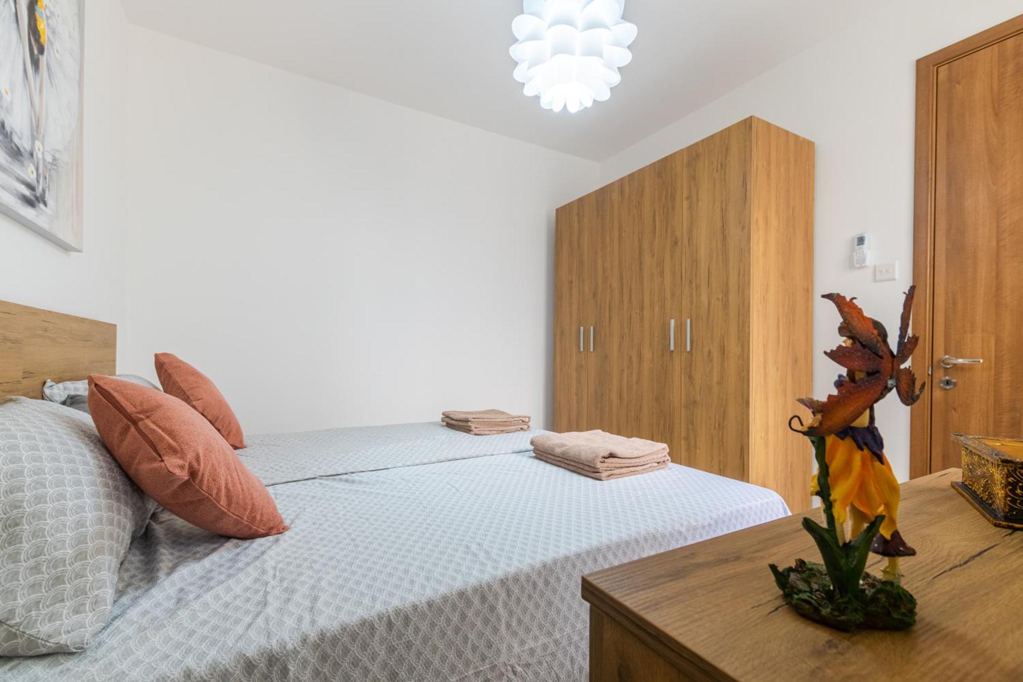 Brand New Apartment 3Bdr 2 Bth H7 St. Paul's Bay Ngoại thất bức ảnh